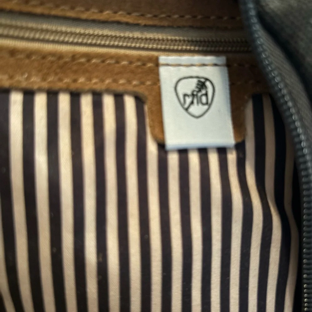 Travelon Charcoal and Tan Backpack - Picture 4 of 8